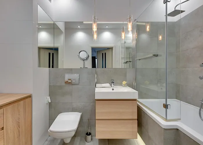 Brabank 457 - View By Grand